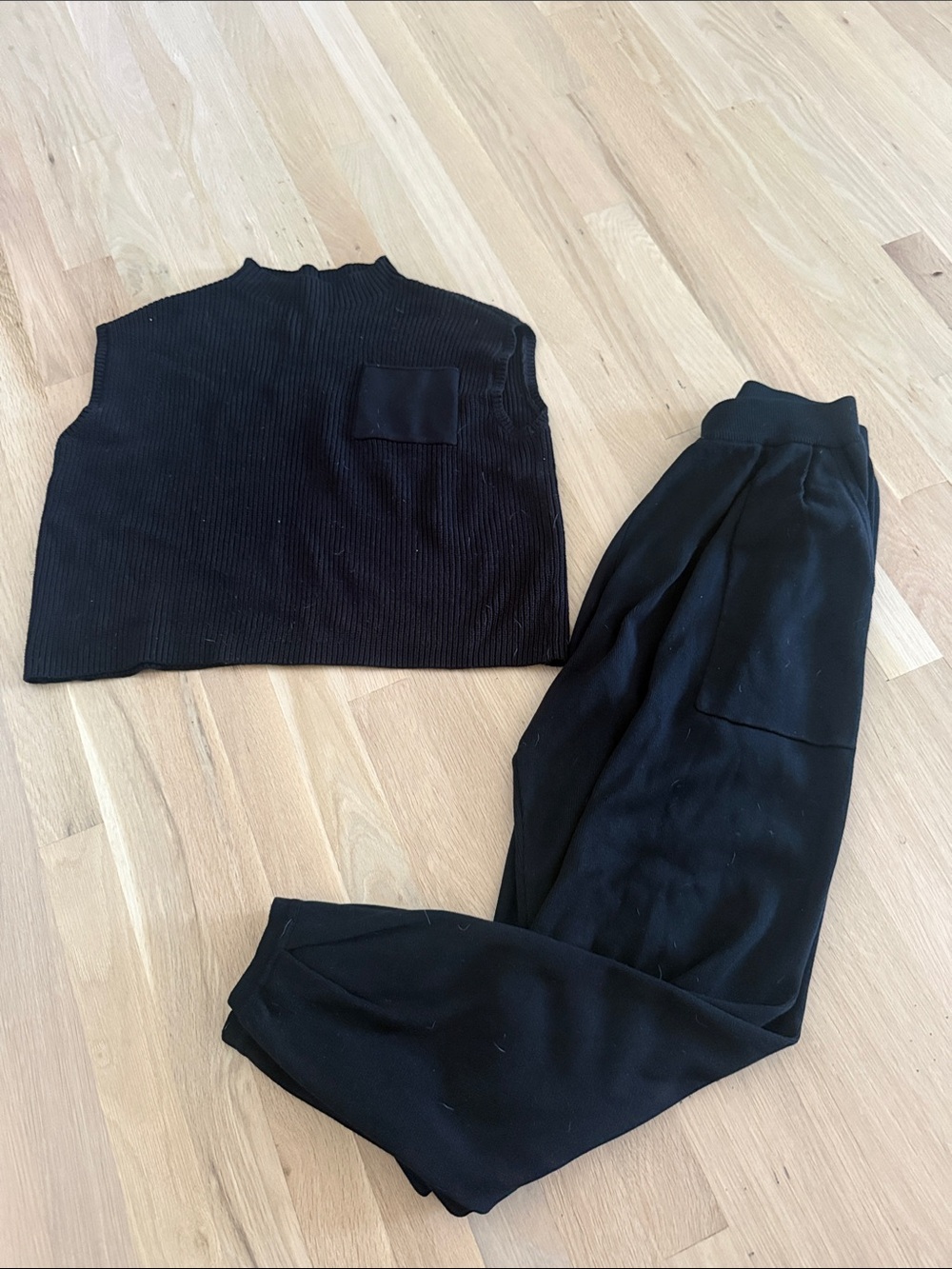 Amazon Black Ribbed Sleeveless Top and High-Waist Joggers Set